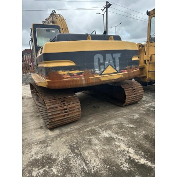 CAT 330B